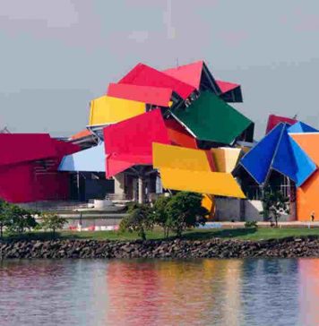 The Seven Eco-Wonders Of The World! The Seven Eco-Wonders Of The World!